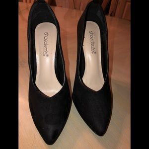 Shoe dazzle black pumps 6.5